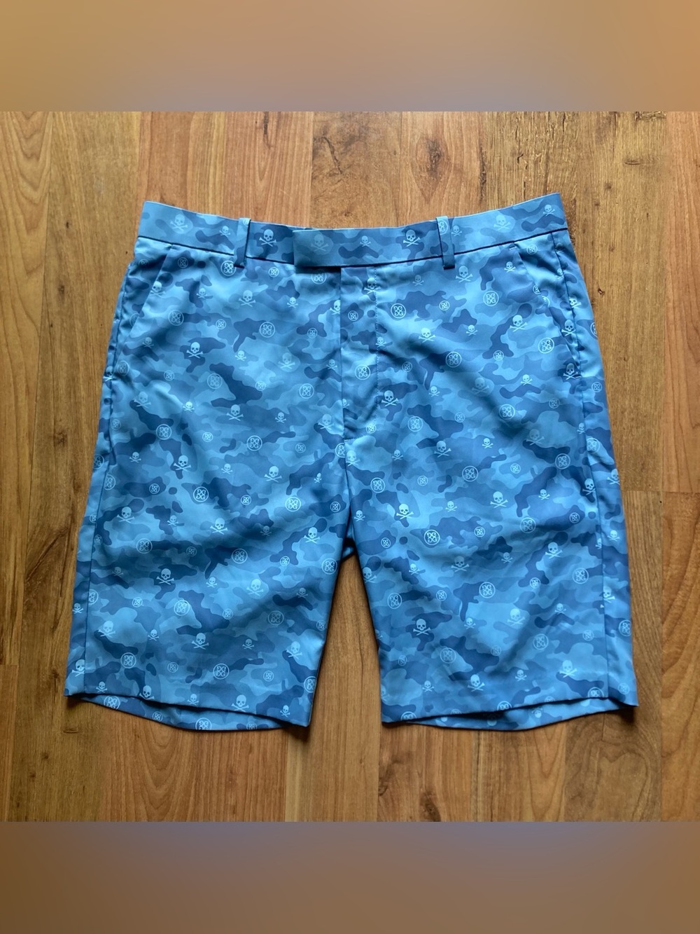 G/Fore Camo Skull Blue Golf Shorts Mens 36x10 Inseam Performance Stretch